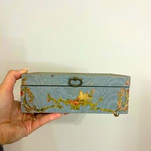 Antique jewelry box from 1920